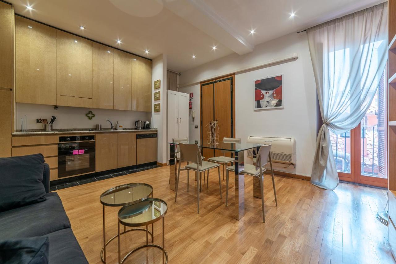 Piazza Di Spagna Elegant Flat ローマ エクステリア 写真