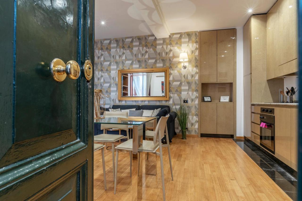 Piazza Di Spagna Elegant Flat ローマ エクステリア 写真